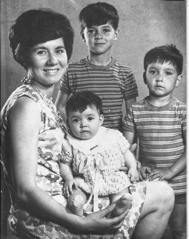 Fotograf&iacute;a
25