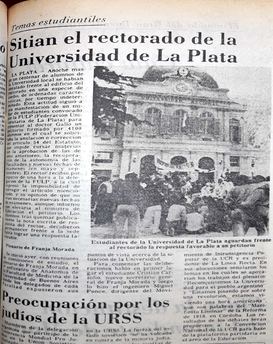 Concentración en el Rectorado de la Universidad Nacional de La Plata, 14 de abril de 1983